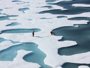 Documento divulgado nesta sexta (27/09) afirma que a temperatura do planeta pode subir quase 5 °C durante este século, o que poderá elevar o nível dos oceanos em até 82 centímetros (foto do Oceano Ártico: Nasa).